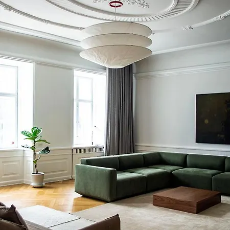 Apartment 300 Km2 Herskabslejlighed Med Udsigt Til Kastellet Copenhagen
